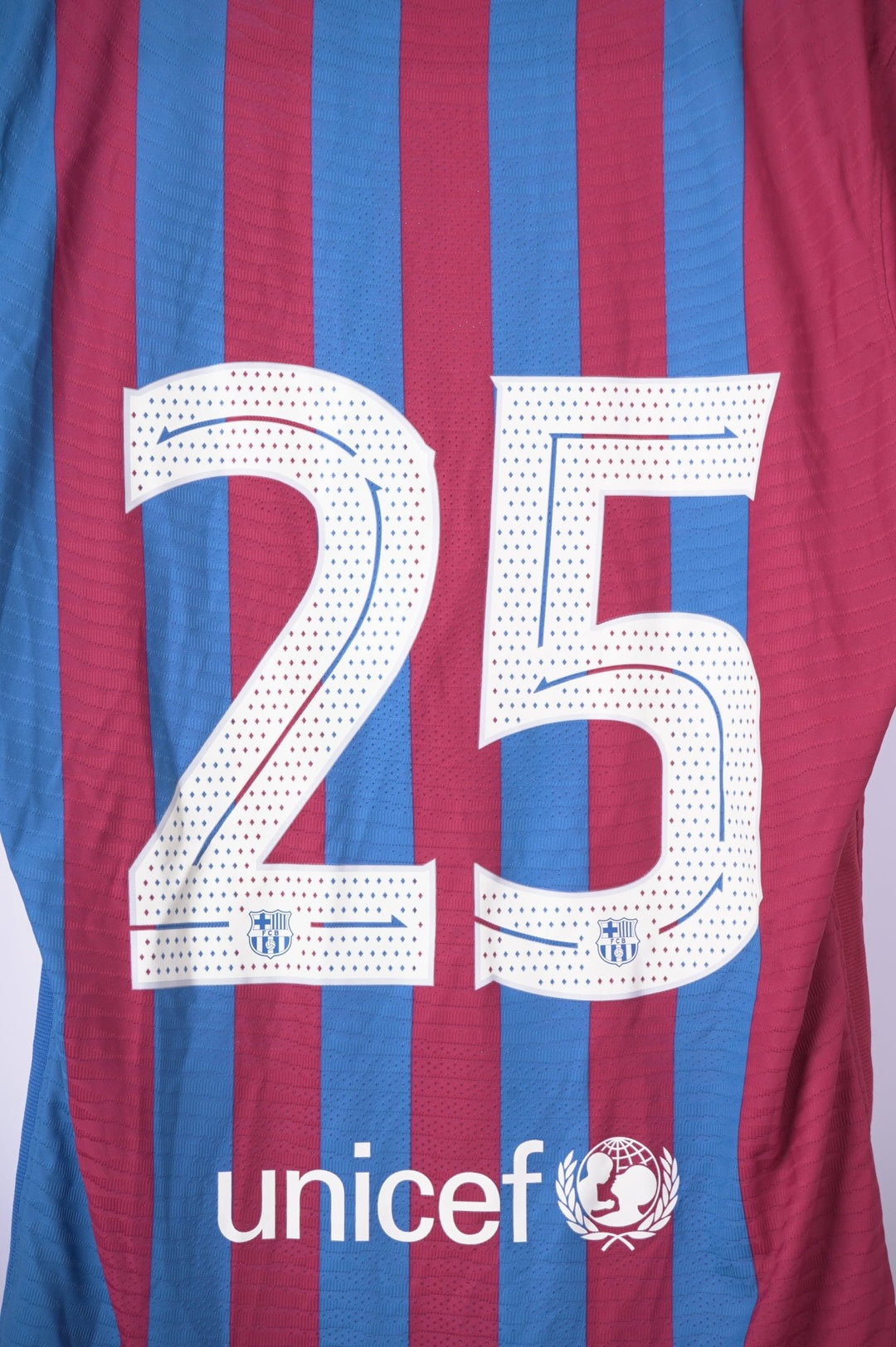 Barcelona Local 2021 - 2022 25 Aubameyang - The Football Room Mty